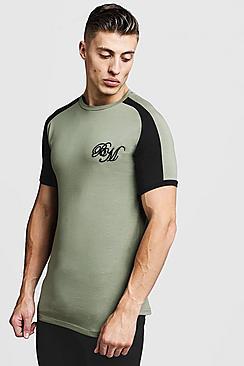 Boohoo Muscle Fit Contrast Raglan Bm Curved Hem Tee