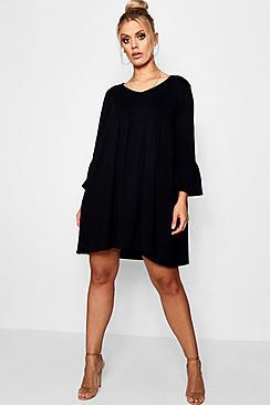 Boohoo Plus Rosie V Neck Smock Dress