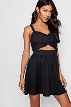 Boohoo Leigh Large Twist Knot Front Skater Dress