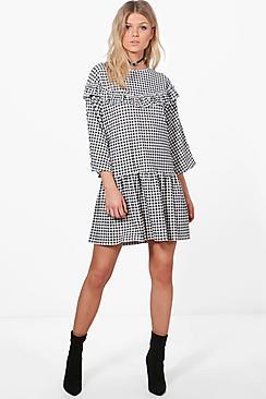 Boohoo Jenna Gingham Ruffle Hem Smock Dress