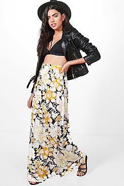 Boohoo Noemie Floral Floor Sweeping Maxi Skirt