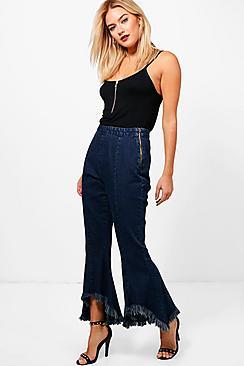 Boohoo Avianna Raw Hem Extreme Flare Jeans