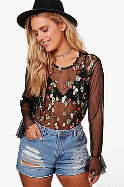 Boohoo Plus Eva Heavy Embroidered Flue Sleeve Top