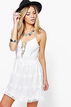 Boohoo Boutique Charlotte Lace Skater Dress