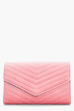 Boohoo Skye Velvet Quilted Clutch