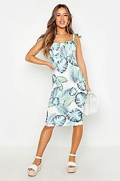 Boohoo Petite Cupped Palm Print Midi Dress