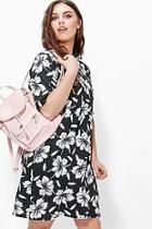 Boohoo Plus Leanna Floral Print Rib Detail Shift Dress