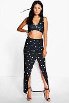 Boohoo Isobel Star Print Plunge Top And Maxi Skirt Co-ord
