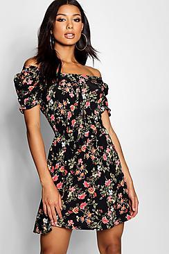 Boohoo Shirred Waist Floral Puff Sleeve Skater Dress