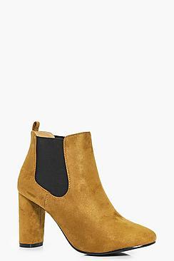 Boohoo Lola Cylinder Heel Pull On Chelsea Boot