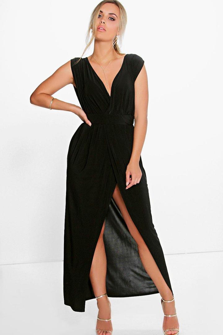 Boohoo Plus Amy Plunge Detail Maxi Dress Black