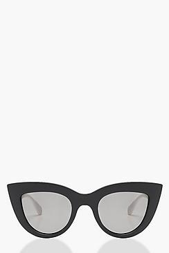 Boohoo Mia Contrast Monochrome Cat Eye Sunglasses