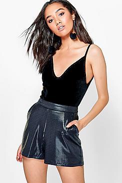 Boohoo Petite Robin High Waist Jacquard Short