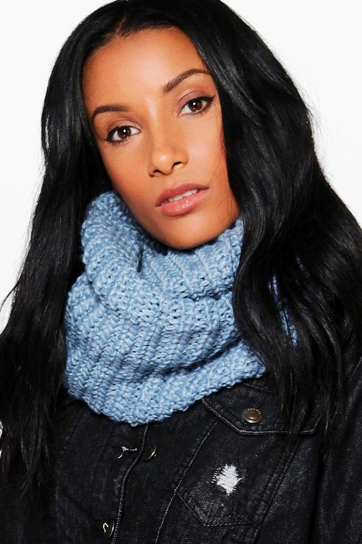 Boohoo Abigail Chunky Knit Snood Blue