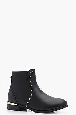Boohoo Maya Stud Trim Chelsea Boots