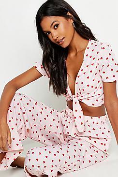 Boohoo Ditsy Heart Print Tie Front Pj Set