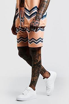 Boohoo Mid Length Chevron Printed Jersey Shorts