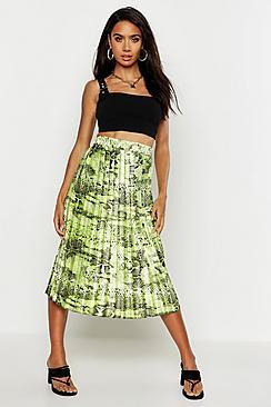 Boohoo Satin Snake Print Pleated Skirt
