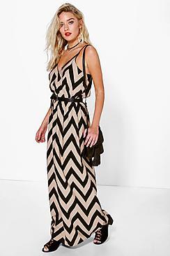 Boohoo Patricia Strappy Zig Zag Maxi Dress