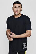 Boohoo Crew Neck T-shirt With Badge Hem