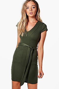 Boohoo Olivia Pocket Front Belted Midi Dress