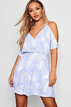 Boohoo Penny Plunge Cold Shoulder Palm Print Skater Dress