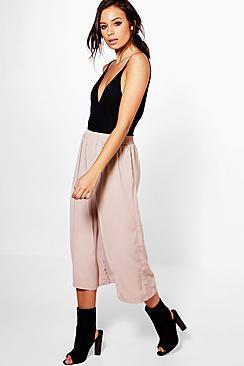 Boohoo Una Pin Tuck Front Woven Wide Leg Culottes