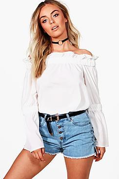 Boohoo Mia Cropped Woven Ruffle Top
