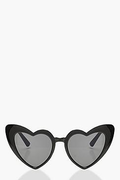 Boohoo Oversized Heart Cat Eye Sunglasses