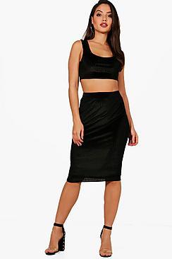 Boohoo Lola Ribbed Velvet Crop And Midi Skirt Set