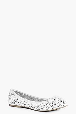 Boohoo Maisie Lazer Cut Bow Ballet