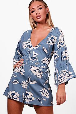 Boohoo Tegan Plunge Floral Playsuit