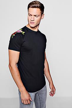 Boohoo Raglan Curve Hem T-shirt With Floral Embroidery