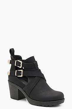 Boohoo Pin Stud Cleated Chelsea Ankle Boots