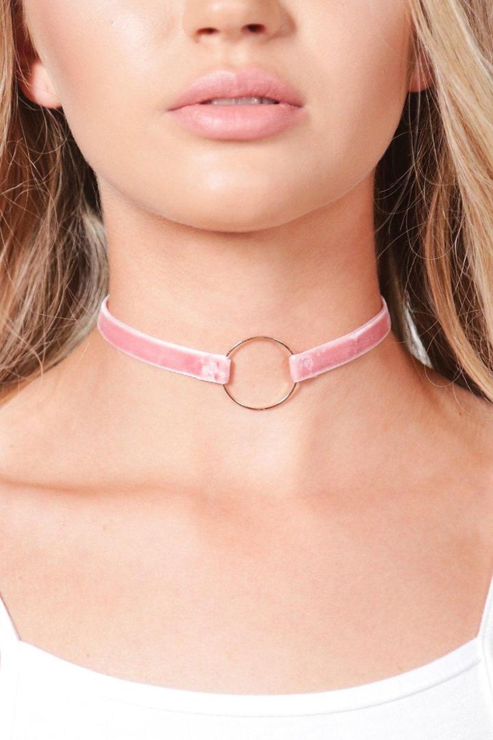 Boohoo Lucie Delicate Ring Velvet Choker Pink