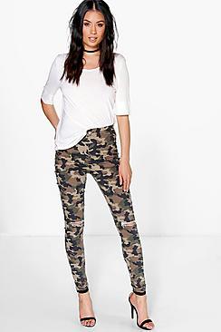 Boohoo Ashley Camo Print Tube Jeans With Knee Rips