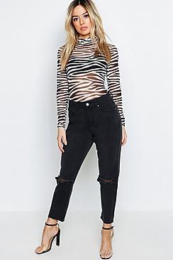 Boohoo Petite Rip Knee Straight Leg Jean