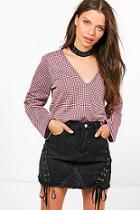 Boohoo Alice V Neck Side Split Gingham T-shirt