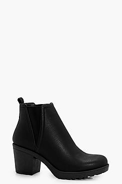 Boohoo Ella Chunky Cleated V Detail Chelsea Boot