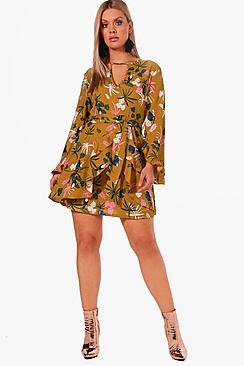 Boohoo Plus Melody Leaf Print Ruffle Detail Tea Dress
