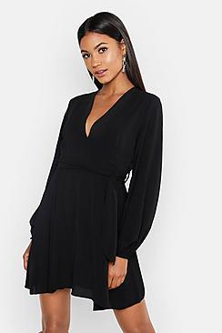 Boohoo Belted V Neck Shift Dress