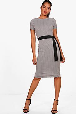 Boohoo Katie Chevron Print Belted Dress