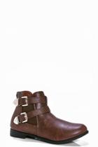 Boohoo Lizzie Buckle Chelsea Boot Brown