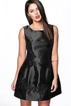 Boohoo Boutique Maddie Lace Applique Prom Dress