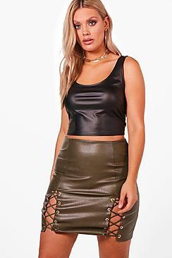 Boohoo Plus Lucia Pu Crop Top