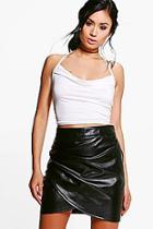 Boohoo Anna Halter Neck Tie Basic Crop