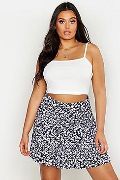 Boohoo Plus Ditsy Floral Tiered Mini Skirt
