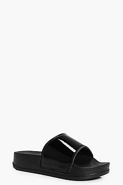 Boohoo Isabelle Holographic Wedge Slider