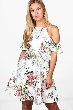 Boohoo Plus Bella Floral Frill Skater Dress