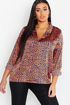 Boohoo Plus Coloured Animal Revere Collar Shirt